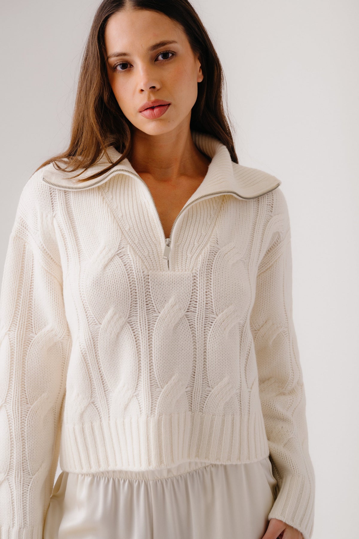 ESME HALF ZIP CABLE KNIT CASHMERE SWEATER  | GARDENIA
